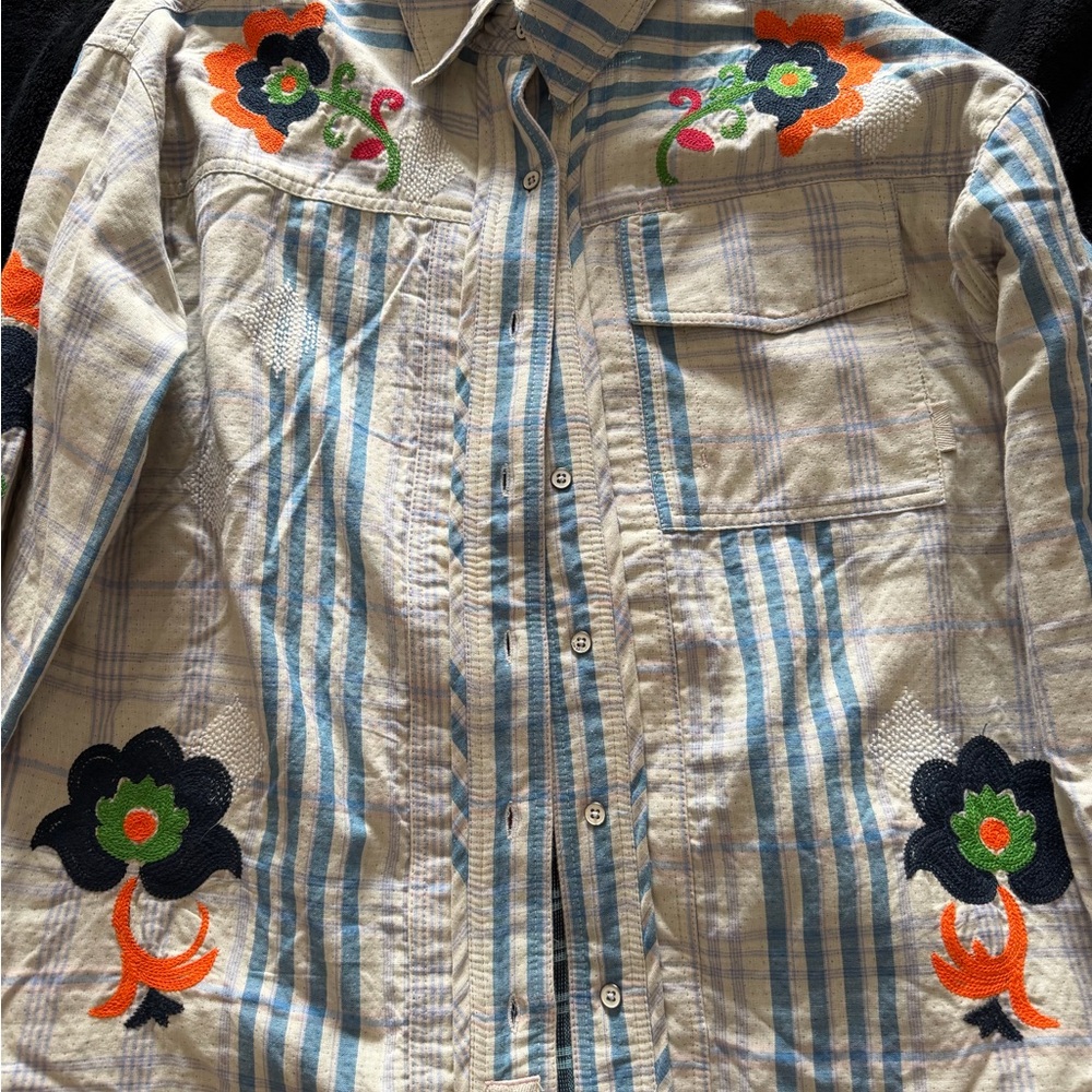 We the free embroidered shirt - Picture 6 of 8